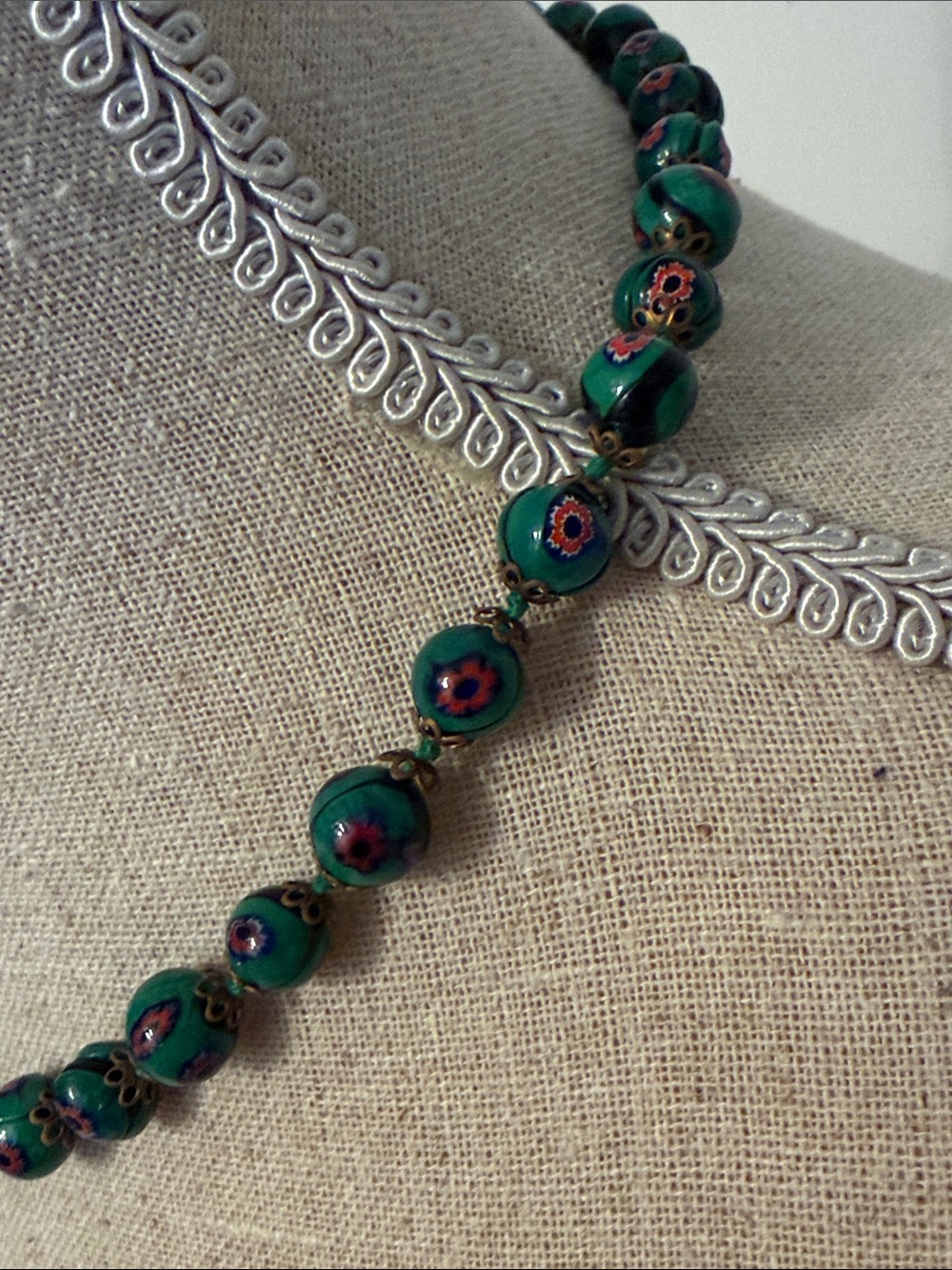 VINTAGE GREEN MURANO OR VENETIAN MILLEFIORI GLASS BEADS NECKLACE EYE FLORAL 17” - Picture 5 of 11